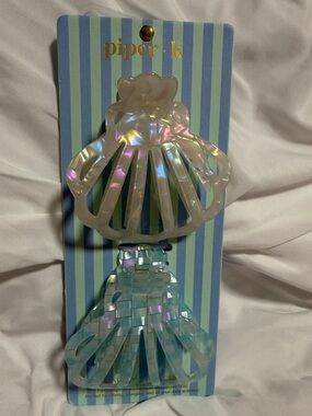 Piper•k Iridescent Pearl & Aqua Hair Claw Clip Duo